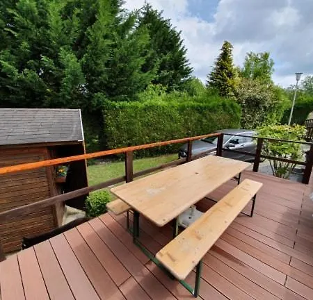 Bungalow Barrage De L'eau D'heure Kemping Froid-Chapelle